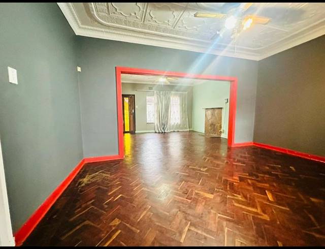 3 BEDROOM HOUSE FOR SALE IN KENSINGTON